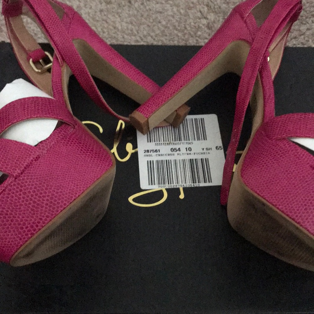 Colin Stuart Crisscross Platform Shoe - image 3